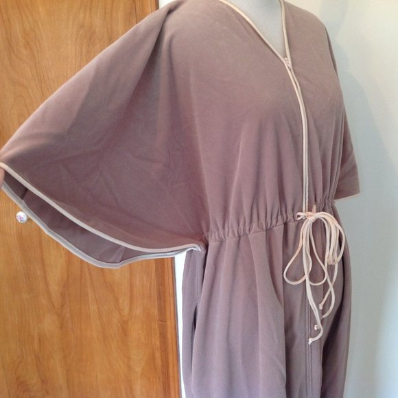 Vintage Vanity Fair Velour Robe Womens Large - Picture 2 of 4